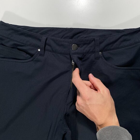 M5968S - Lululemon ABC Pant Classic Warpstreme Obsidian men's size 32x33 - Picture 3 of 9